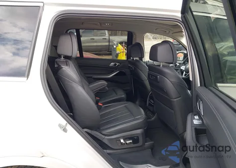 2022 BMW X7 xDrive40I z USA, uszkodzony, nr VIN 5UXCW2C01N9L72533